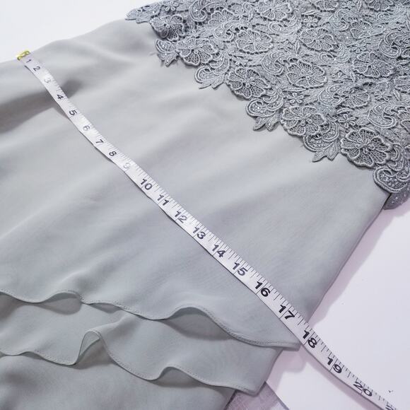 Cameron Blake by Mon Cheri Women size 6P Green Lace Tiered Long Formal Dress - Picture 8 of 12